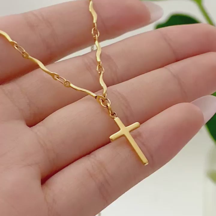 Gold Plated Cross Pendant Necklace – Minimalist Wave Chain for Women